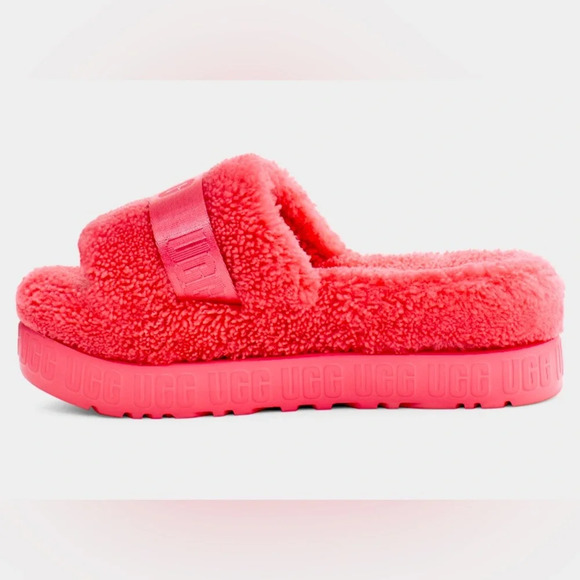 UGG Fluffita Slides. Size 7.  Hot Pink. GUC! SOLD OUT ONLINE - Picture 3 of 12